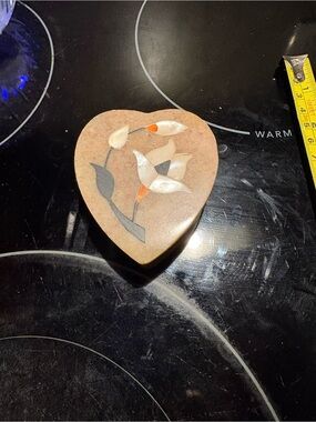 Heart-Shaped Floral Stone Trinket